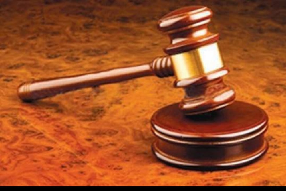 Guj HC Admits PIL Seeking Action Against Cops Involved In Public Flogging In Junagadhge)