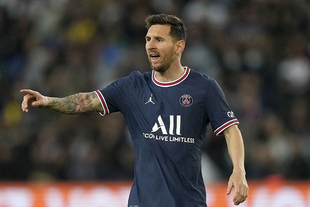 Injured Lionel Messi Out Of PSG-Metz Game Midweek - null