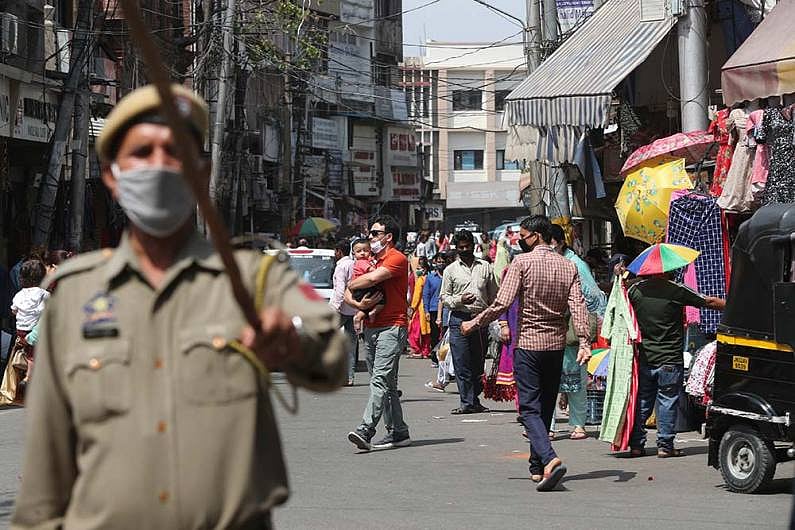 12-hour bandh called by AIADMK and INDIA Bloc affects normal life 