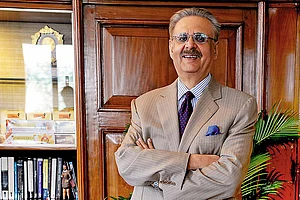 Yogesh Chander Deveshwar, ITC