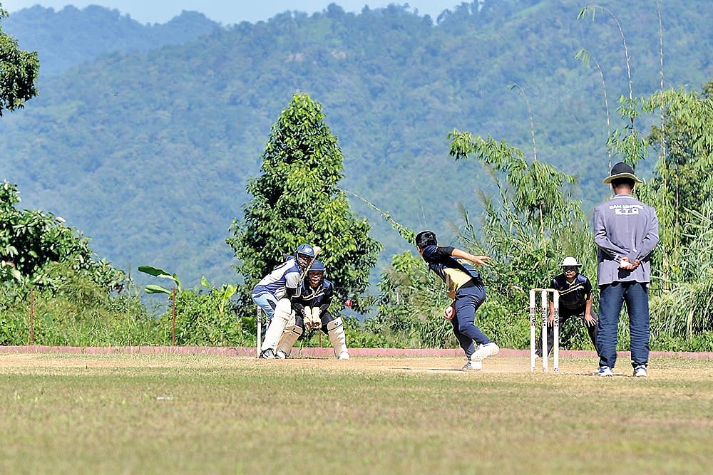 At The Mainland’s Stolid Defence