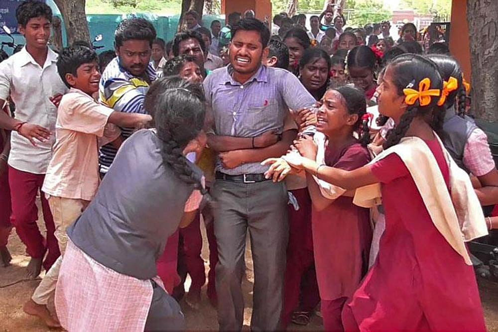 Government Officers Are Heroes Too