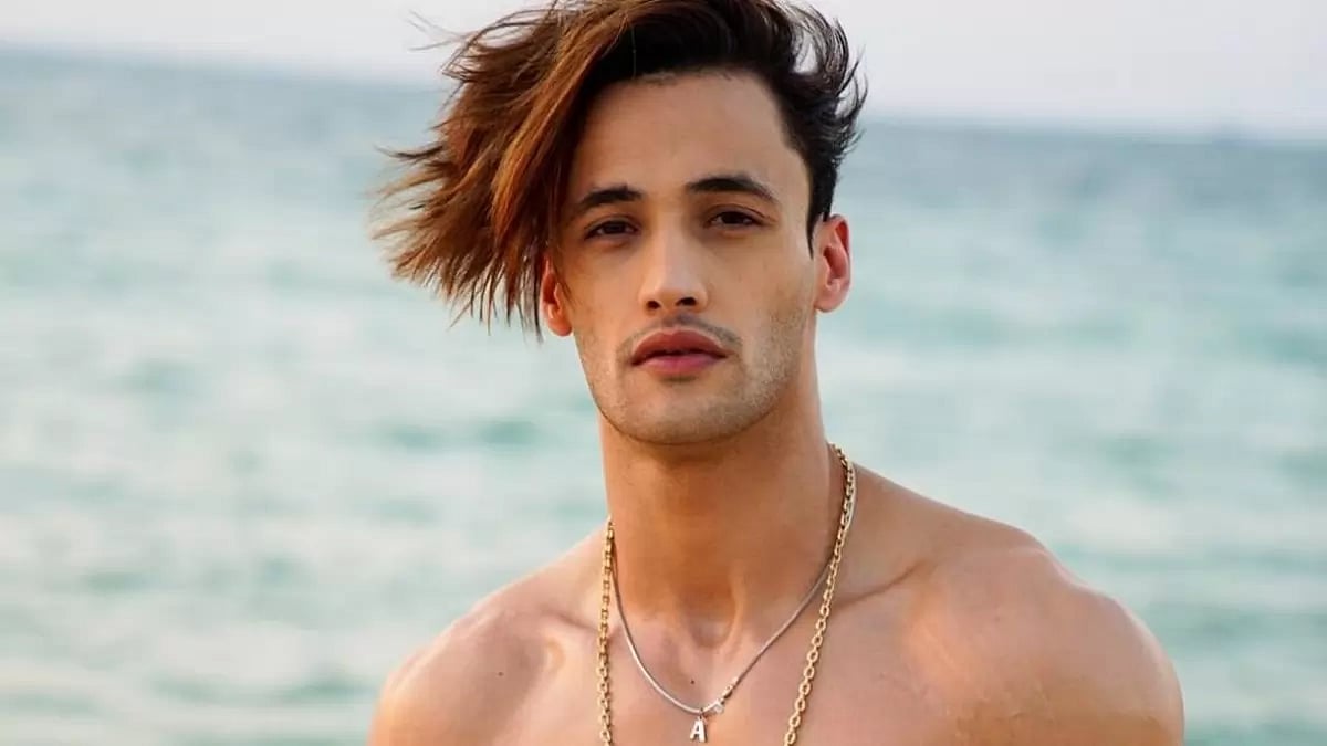 Asim Riaz