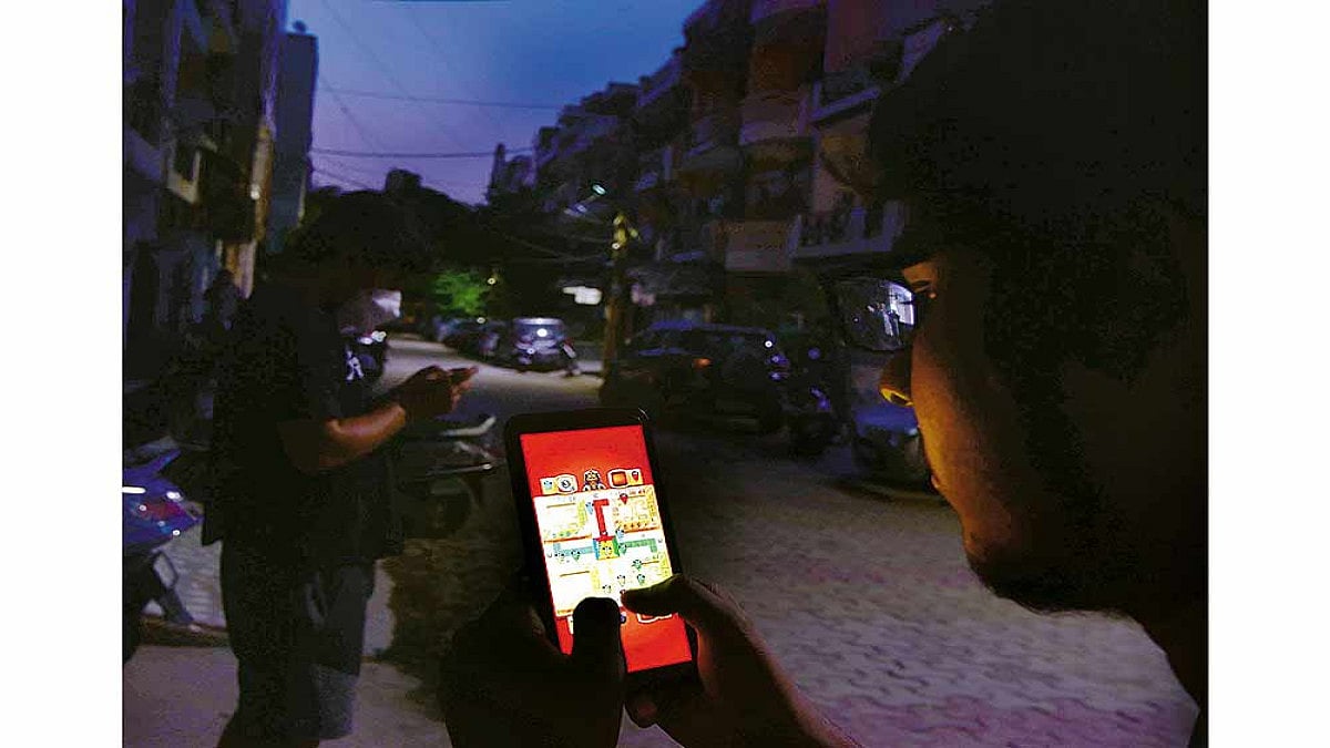 TN Governor Returns Bill Banning Online Rummy