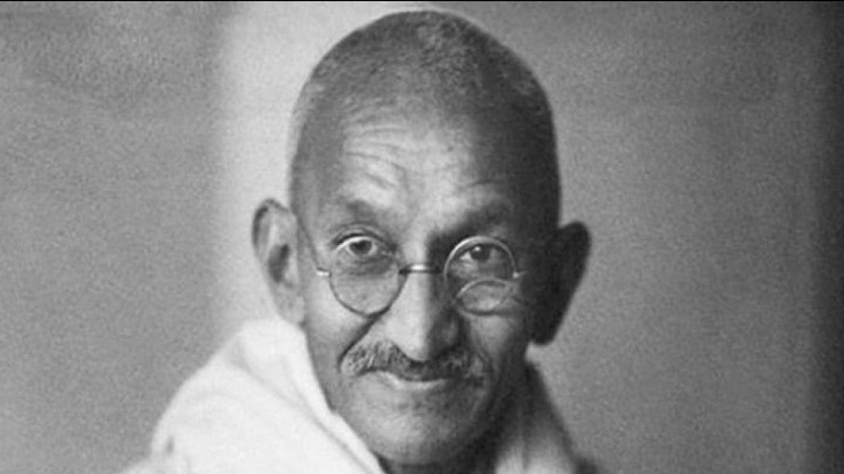 Pondy Lt Governor, CM Pay Homage To Mahatma Gandhi On 74th Death Anniversary