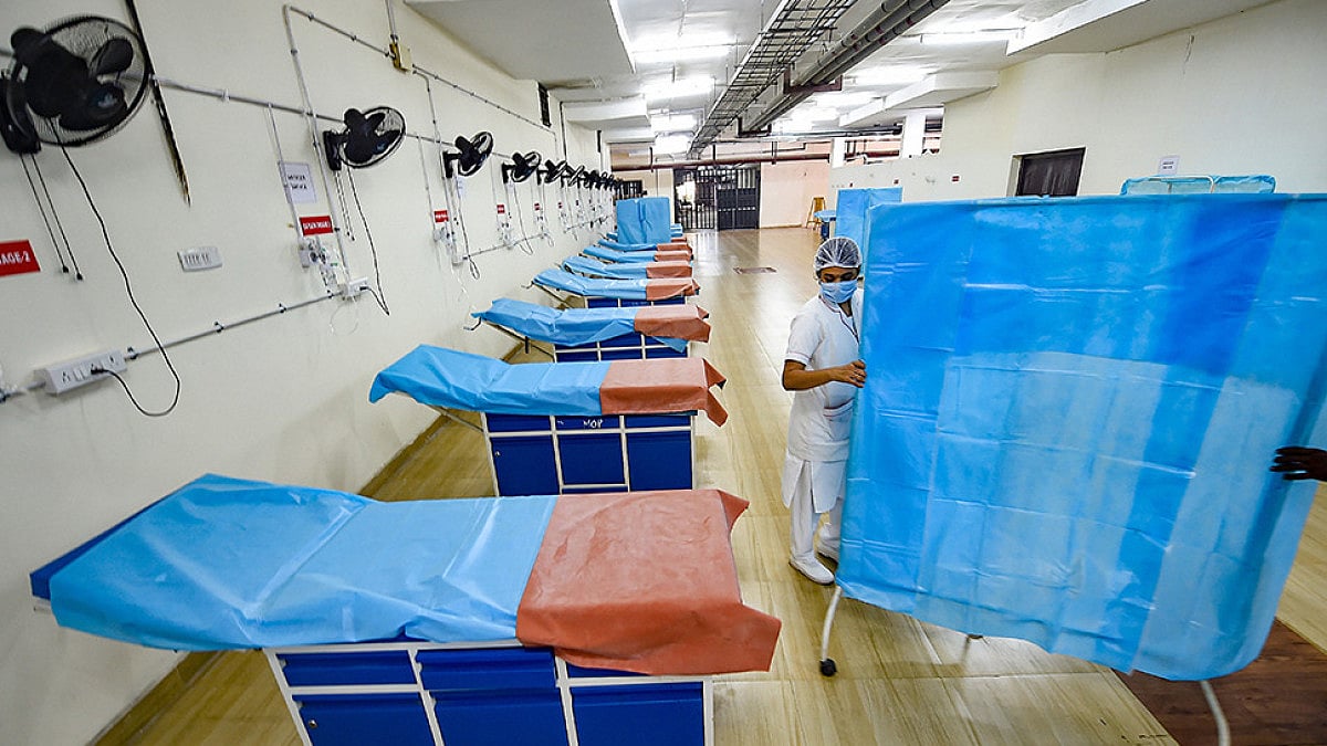 At 33, Guj Sees Sharp Rise In Daily COVID-19 Deaths, Cases Fall Below 12,000 For First Time In Two Weeks