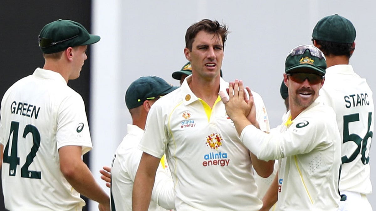 Australia last played a Test match in Pakistan at the National Stadium, Karachi in October 1998.