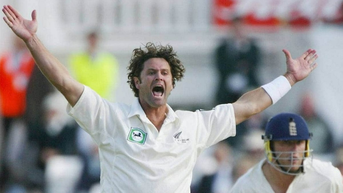 Chris Cairns scored more than 8000 runs and took 420 wickets for New Zealand across formats. 