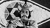 Utpal Dutt as the Diamond King 