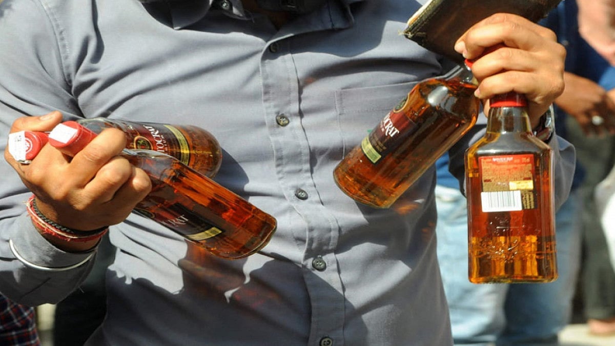 Three Women Held For Selling Illicit Liquor In Mumbai