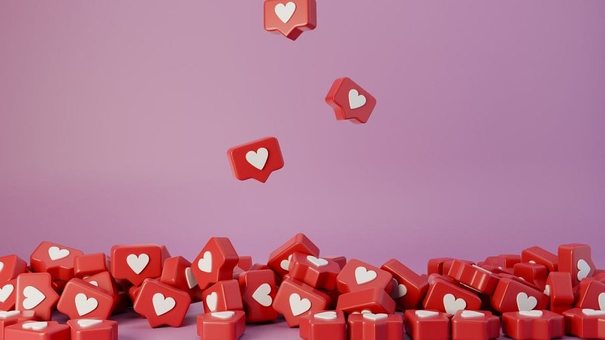 Decoding the act of professing love on social media.