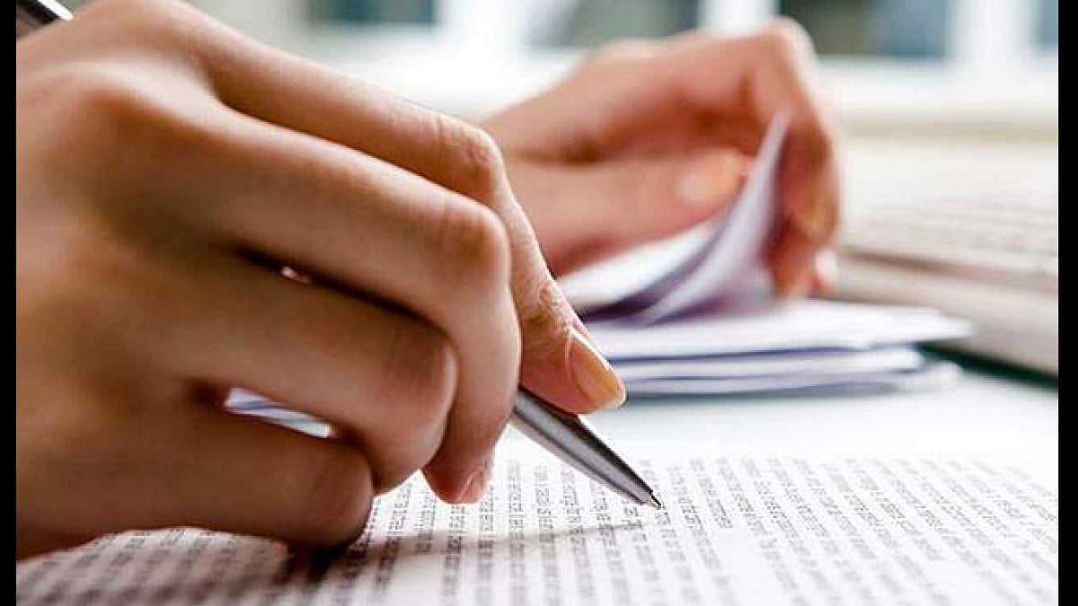 Physically challenged student from Maharashtra, passes Class 12 exams with flying colours