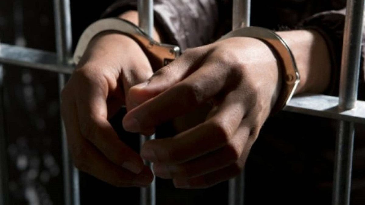 Maharashtra: Man Attacks Doctor Over Parking Dispute; Held