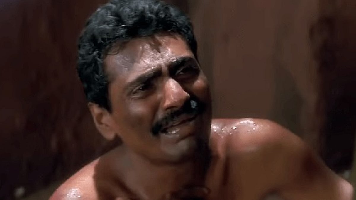 Nawazuddin Siddiqui  As A Junior Artist In Aamir Khan's 'Sarfarosh'