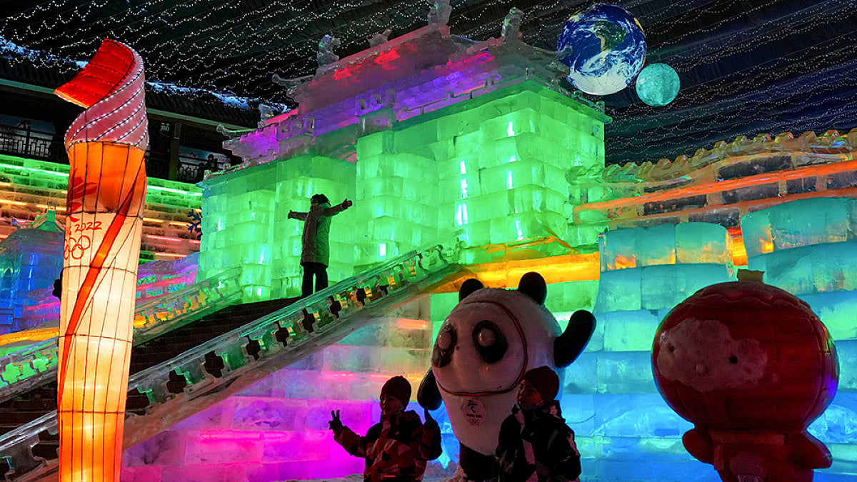 Longqingxia Ice And Snow Festival