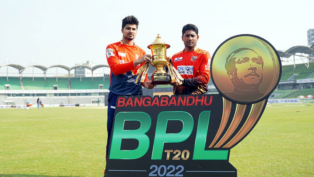 In the eight previous meetings, Fortune Barishal and Comilla Victorians have won 4 matches each.