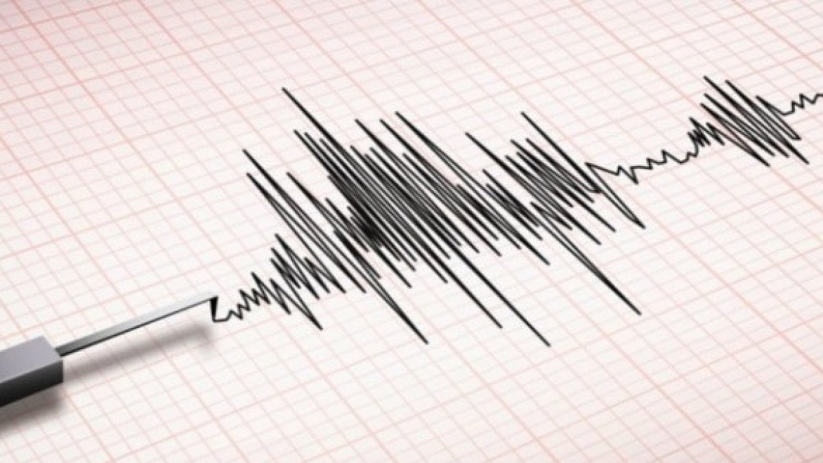 7.3 Magnitude Quake Hits North Japan, Tsunami Alert Issued