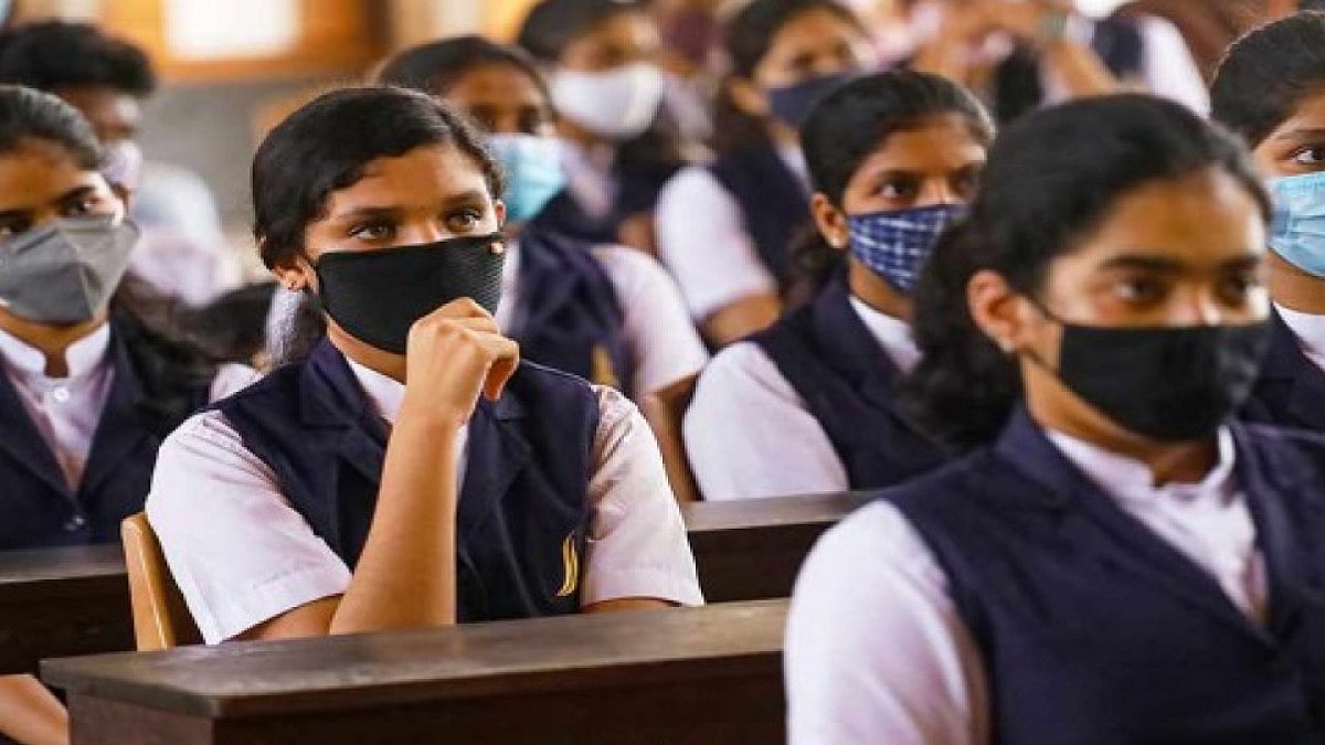 Akshaya Patra, NTT Ltd Hand Out 235 Android Tablets To Govt School Students In Bengaluru