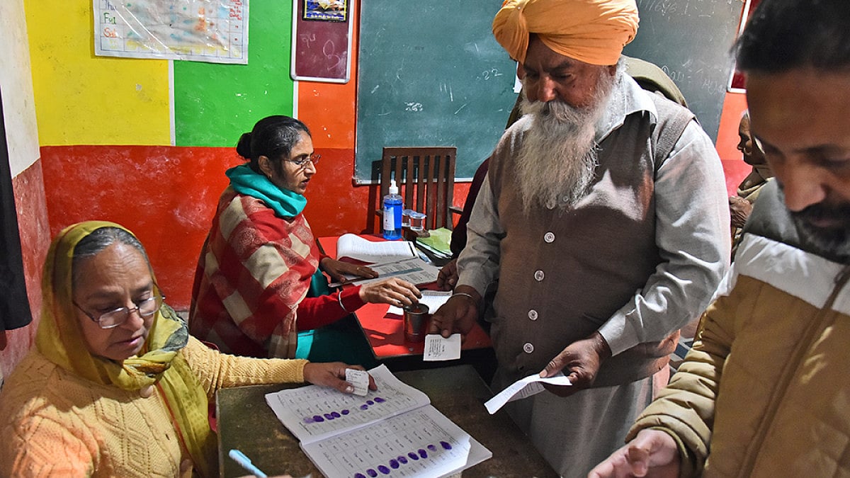 File Photo; representative image : Warring Urges Voters to Back Congress in Tarn Taran Bypoll for ‘Peace and Progress’