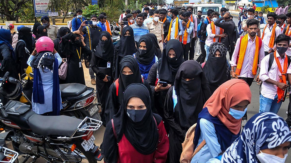 Gujarat educational institutions, Educational institutions, hijabi girls, hijab in college, Muslim women in India, Muslim in India, Muslims, propaganda, politics, India, communal unrest , 