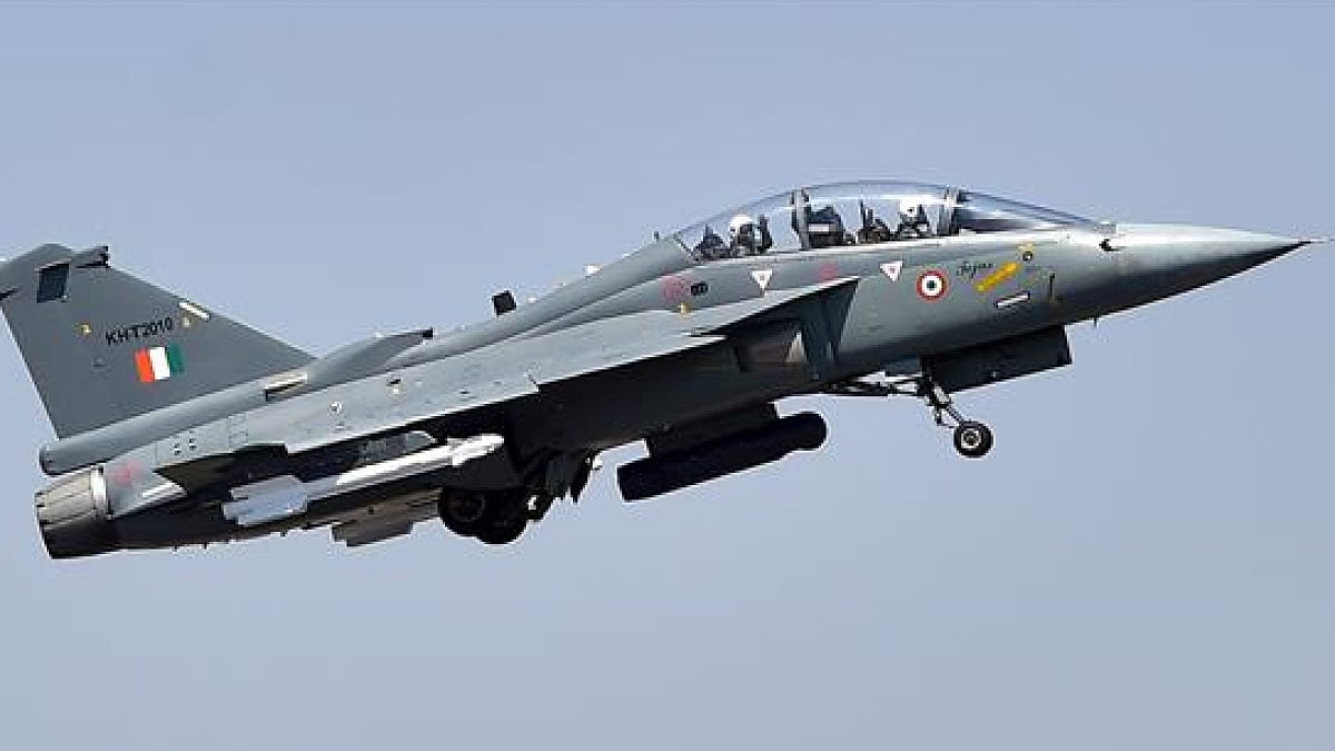 Tejas Fighter Jet
