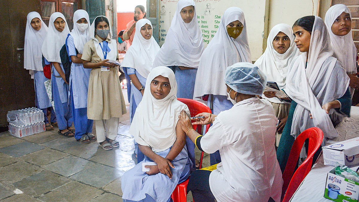 covid in India, covid-19 vaccination, covid pondicherry