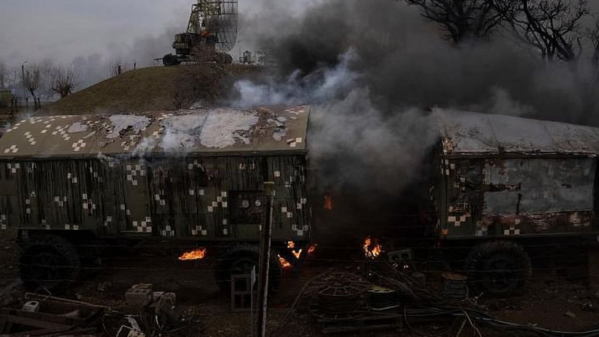 Smoke coming out from an air defence base after an apparent Russian strike in Mariupol, Ukraine.