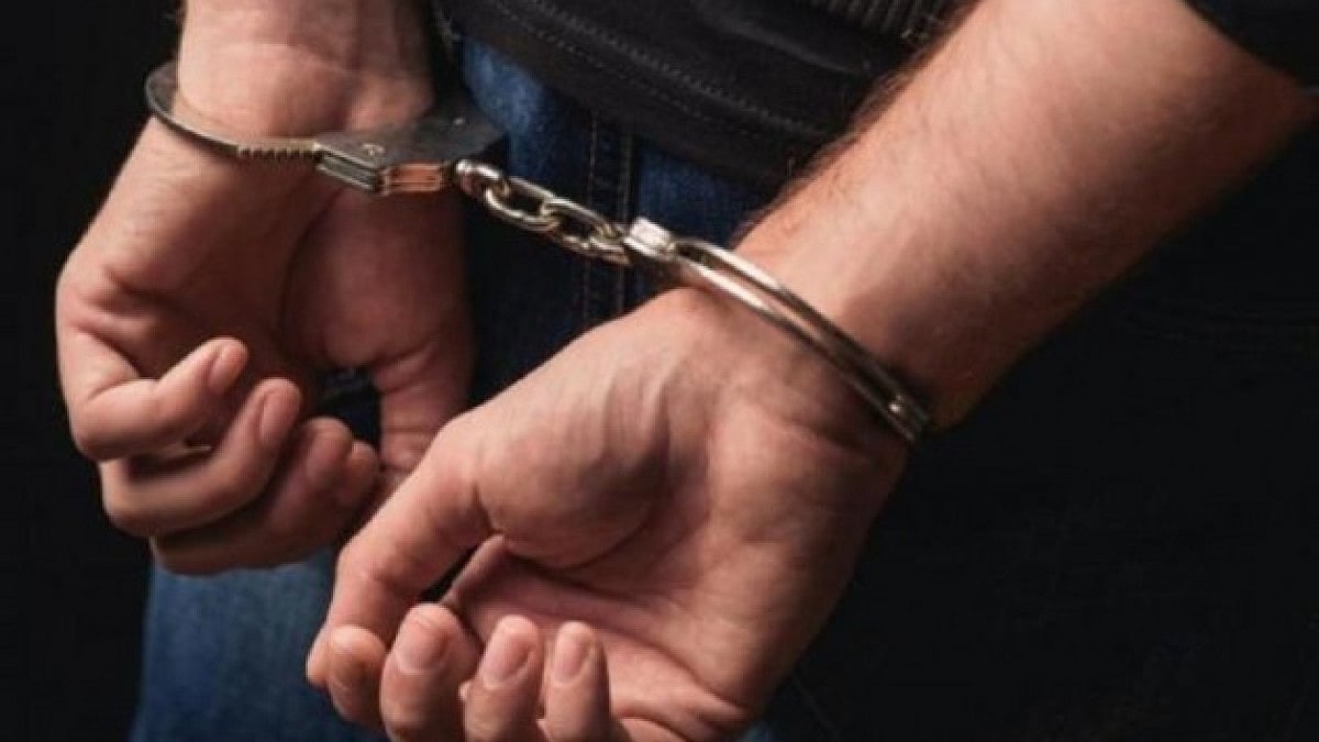 arrest, arrested, gang, gang members, delhi police