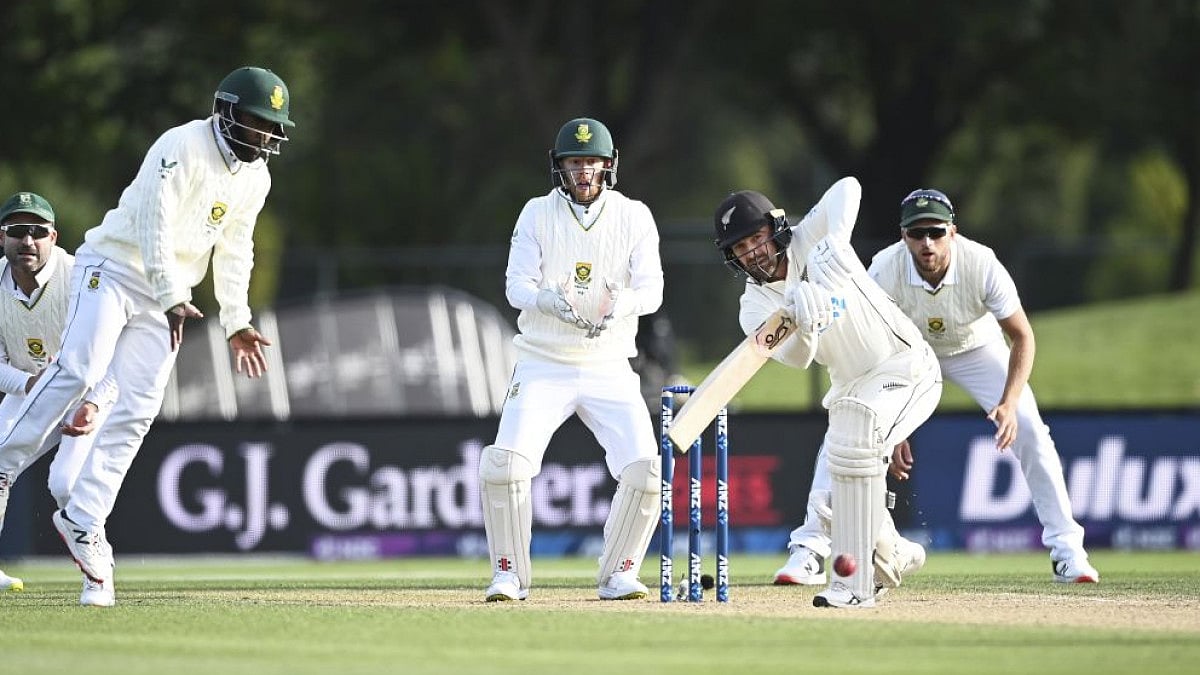 New Zealand's Tom Blundell batting on Day 4 of second Test against South Africa in Christchurch.