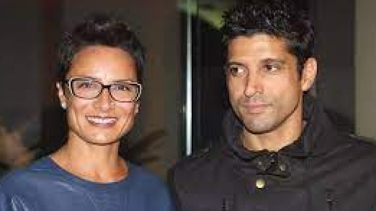 Farhan Akhtar, Adhuna Bhabani