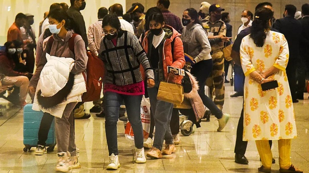 Indians evacuated from war ravaged Ukraine, upon their arrival at Mumbai airport.(File photo)