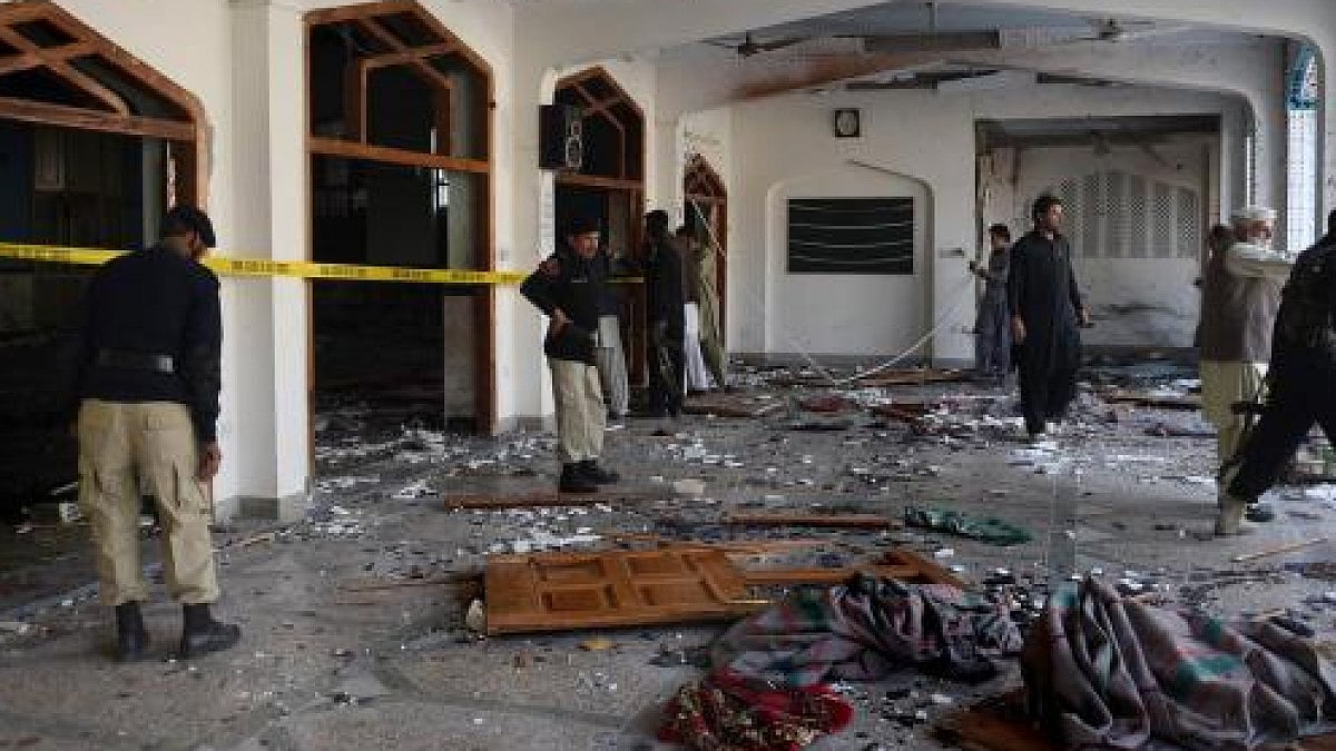 Visual from Peshawar mosque blast
