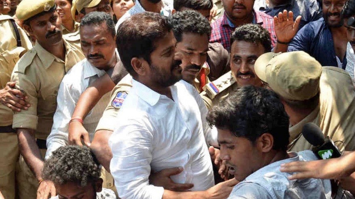 Protestors In Telangana Being Pacified By The Police