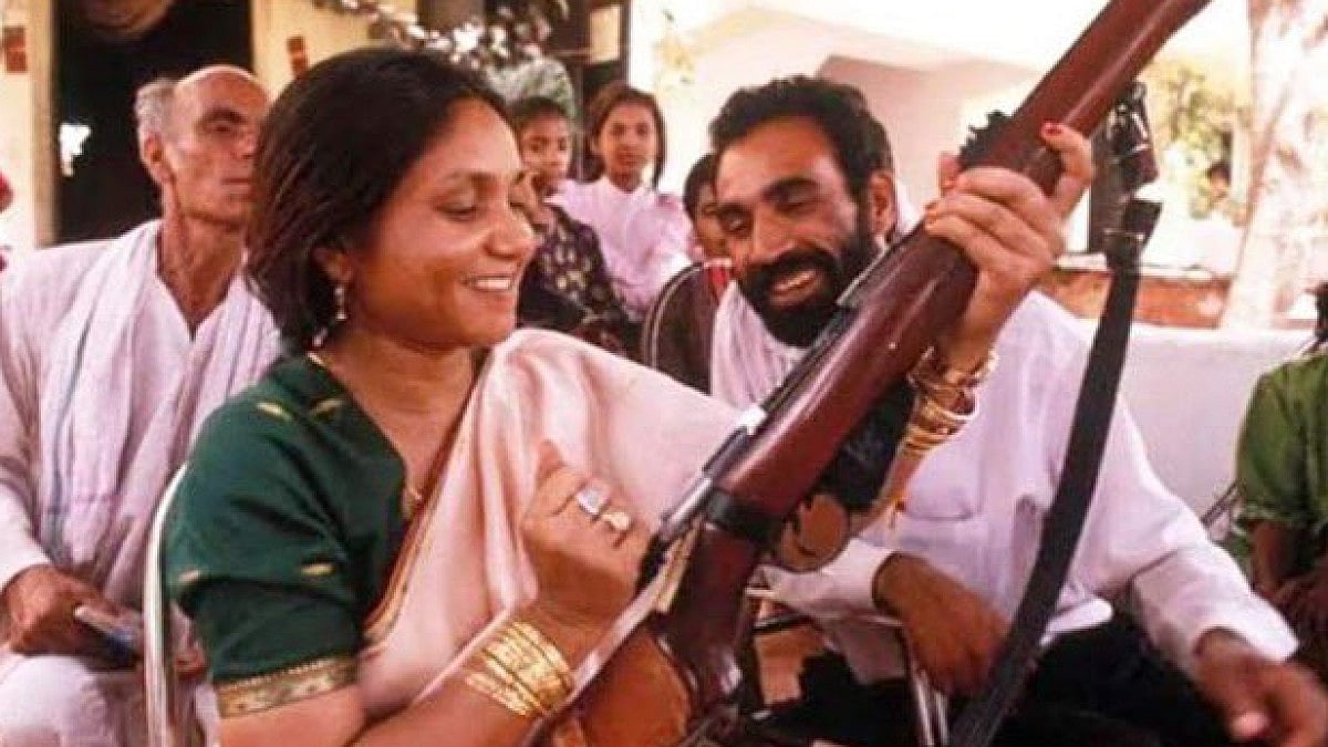 Samajwadi Party Pays Tributes To 'Bandit Queen' Phoolan Devi On Her Death Anniversary