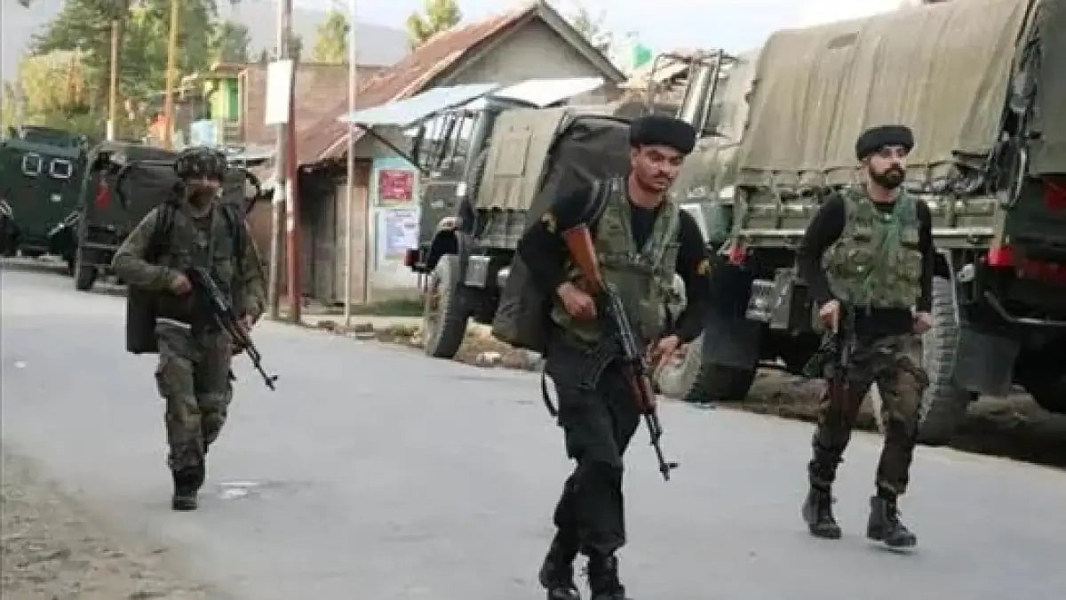 Security forces on  patrol in Kashmir.(File photo-Representational image)