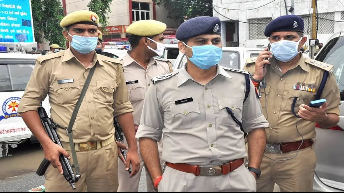 2 Held In Jharkhand's Chatra With Arms, Ammunition