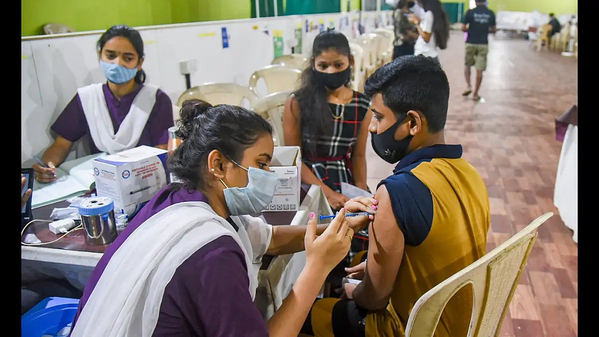 covid-19 vaccination drive in Bengal.(Representational image)