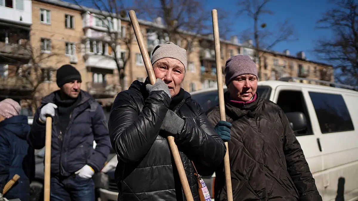 Grassroots Groups Help Rescue Holocaust Survivors In Ukraine