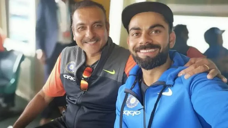 Shastri told Kohli to wait till Dhoni hands captaincy over to him in limited-overs cricket. - null