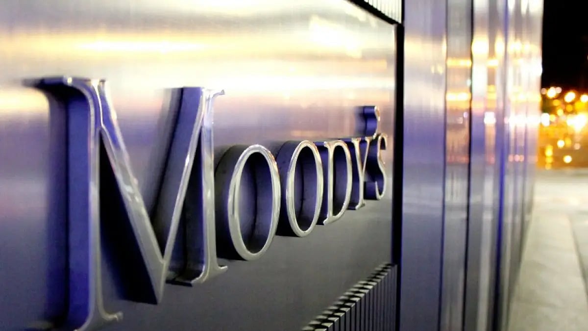 IOC, BPCL, HPCL Lost $2.25 Bn In Revenue Due To Fuel Price Freeze: Moody's