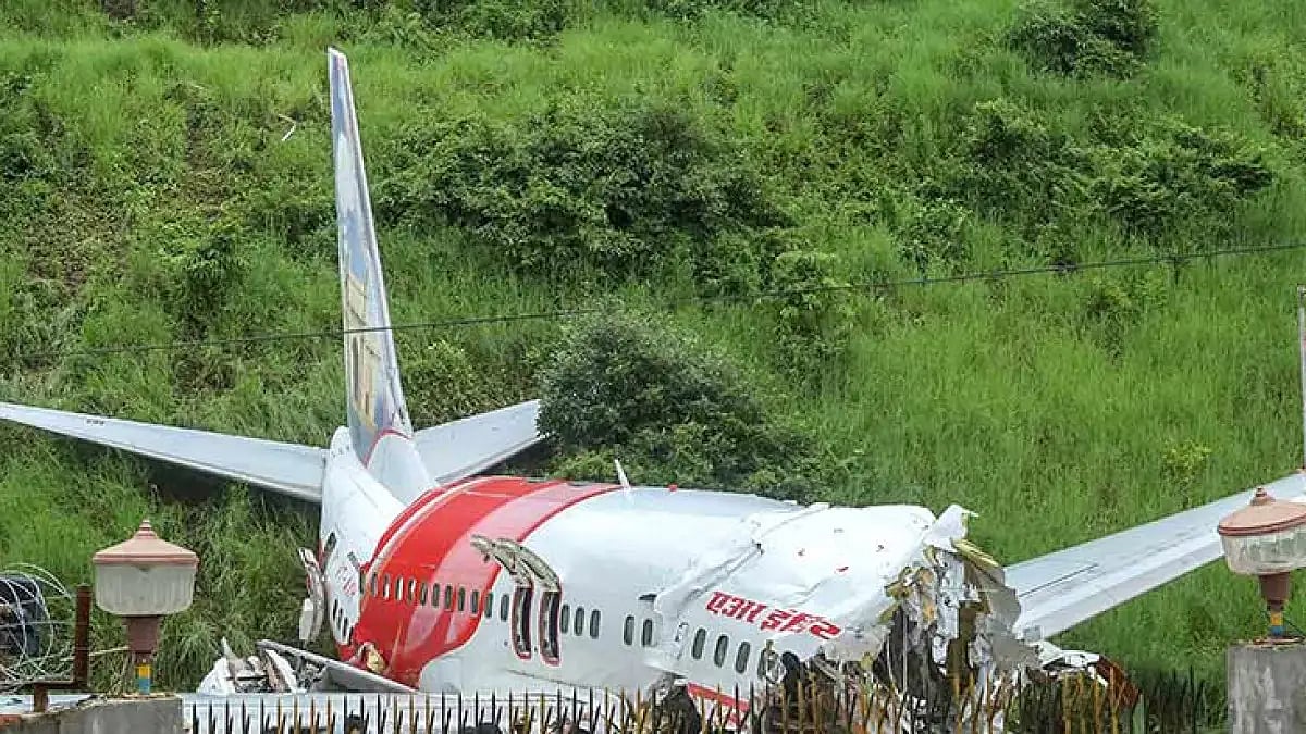 Representative image of a crashed aircraft