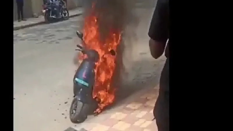 Ola, Okinawa EV Scooter Fire: Govt Forms Team Of Experts To Investigate Incidents