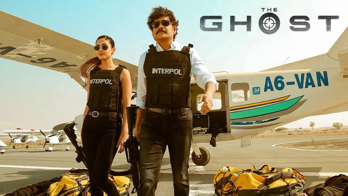 A still of Sonal Chauhan and Nagarjuna from The Ghost.
