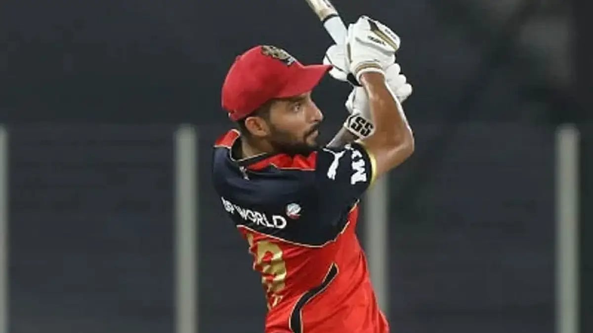 The 29-year-old was RCB's third-highest scorer last year with 333 runs in 8 matches.
