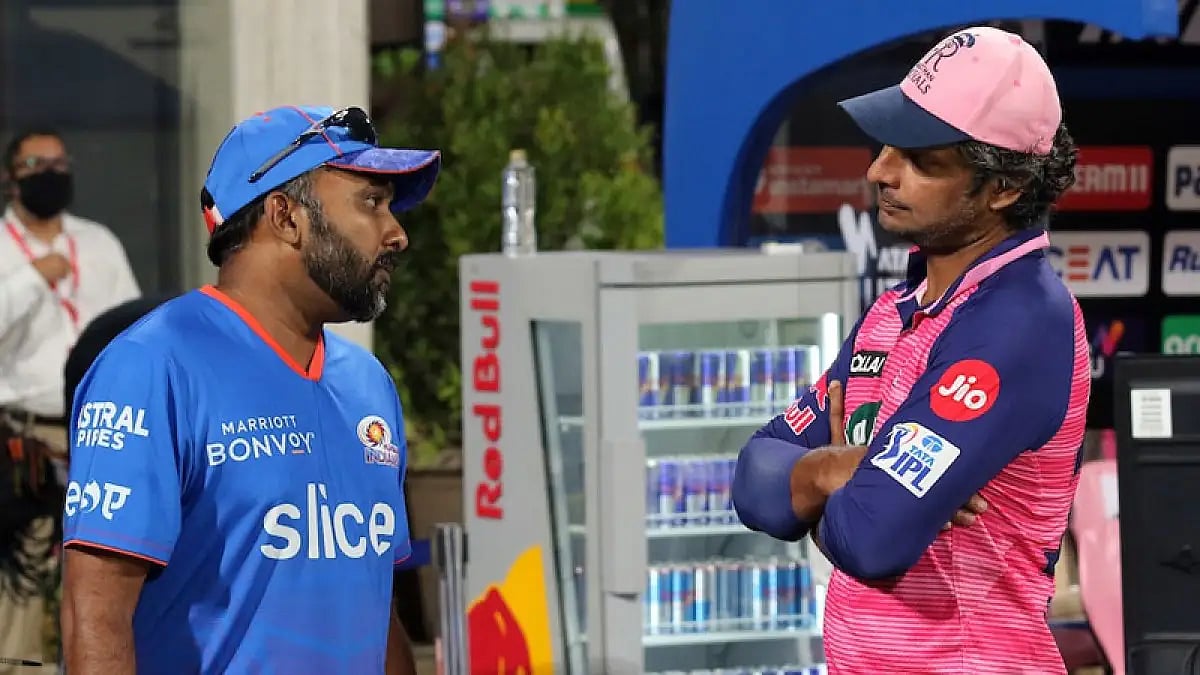 Mahela Jayawardene and Kumar Sangakkara have spoken out against Sri Lankan government.