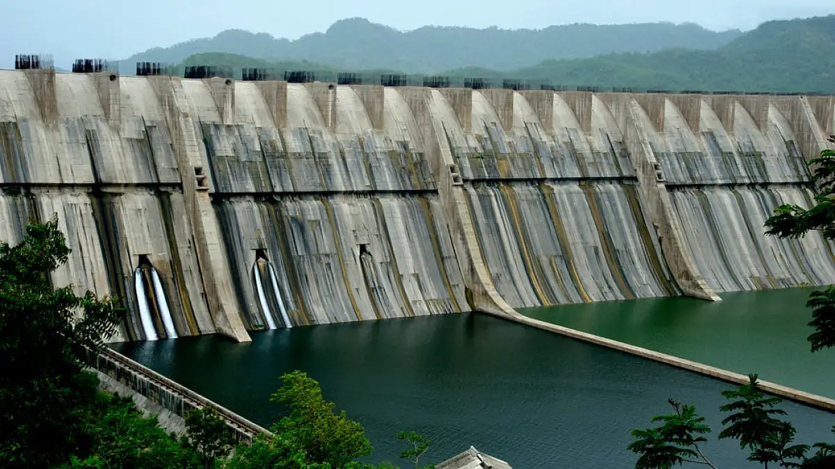 The Sardar Sarovar Dam