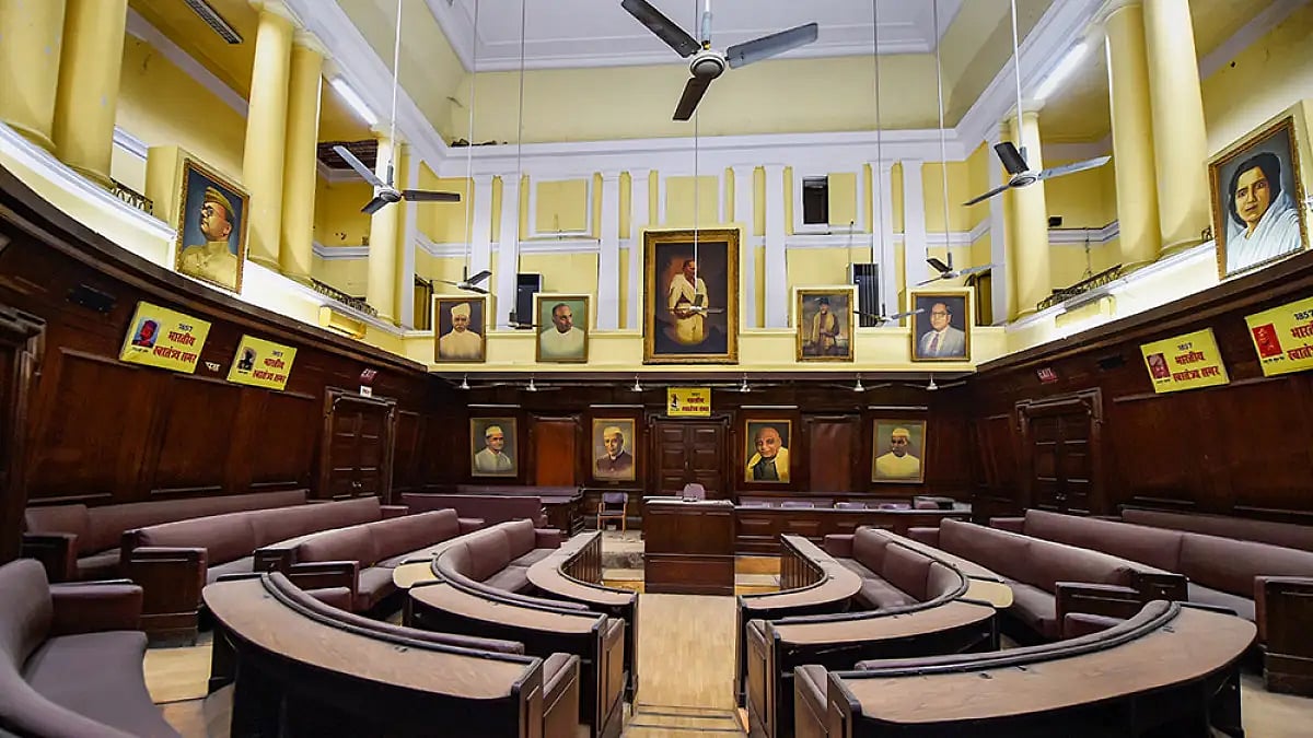 Senior MCD Officials To Be In Field Before Office Starts To Inspect Work: Delhi LG