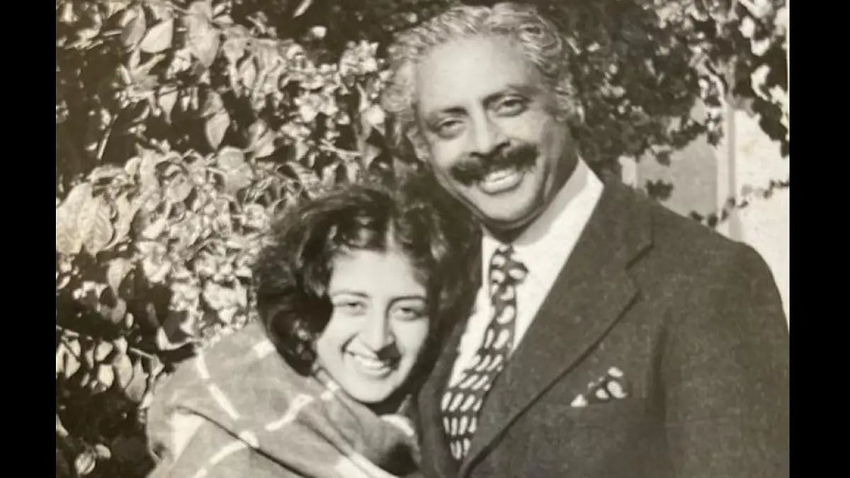 The Photographer and the writer's mother