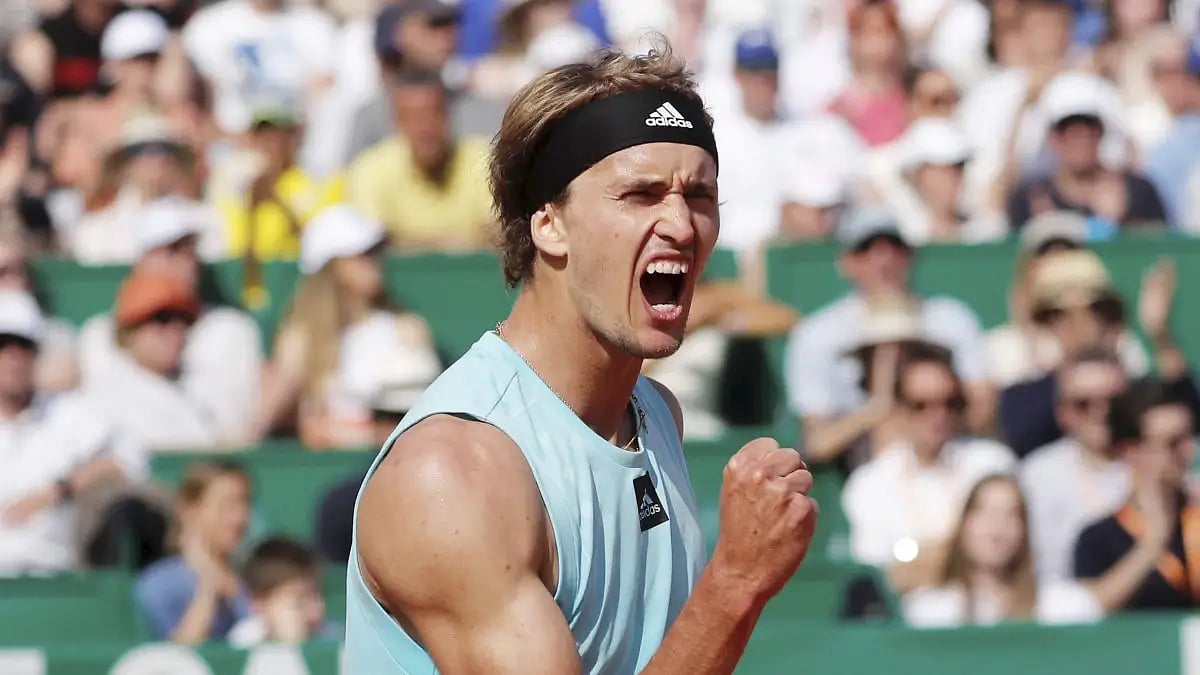 Second-seeded Alexander Zverev faces Stefanos Tsitsipas for a place in Monte Carlo Masters final.