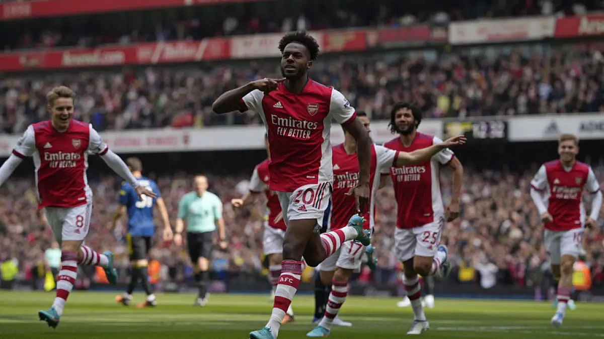 Arsenal Keep Champions League Qualification Hopes Alive With Win Against Manchester United